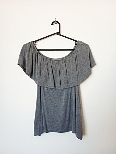 Remera Abercrombie Off Shoulder, Talle S