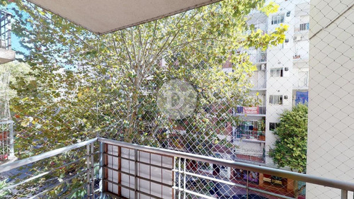 Ideal, Dos Ambientes Próximo A Maipu, Lindísimo.