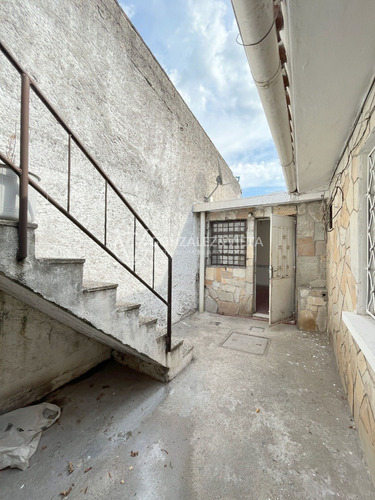 Imagen 21 de 26 de Casa De Dos Dormitorios En Bella Italia