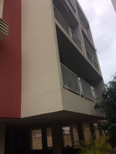 Imagem 18 de 20 de Melhor 05 Quartos, 04 Vagas, 300m2, Todo 1ºandar No Torreão Aceito Imóvel Ou Automóvel - Ap00012 - 67662202