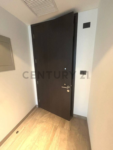 Comodo Departamento En Arriendo En Av. La Dehesa