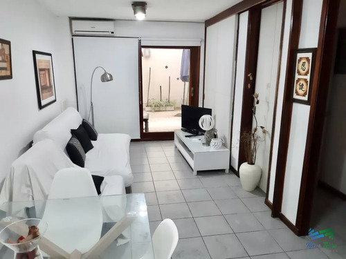 Se Vende Apartamento 1 Dormitorio Cerca Del Puerto, Punta Del Este