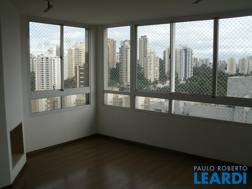 Imagem 2 de 8 de Apartamento - Panamby - Sp - 439353