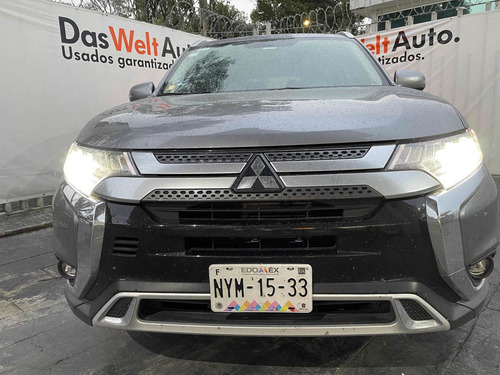 Imagen 8 de 15 de Mitsubishi Outlander 2.4 Se Plus Cvt 2019