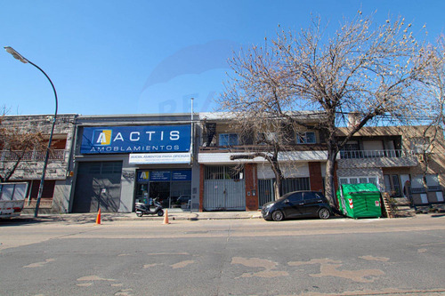 Imagen 10 de 21 de Vende · Galpón/deposito Sobre Calle Avellaneda 500