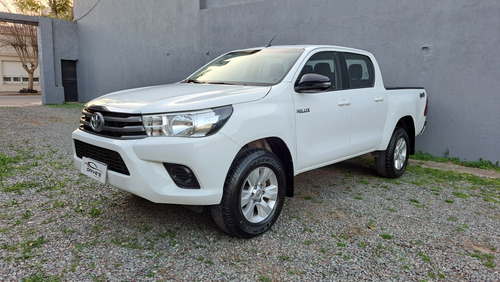 Toyota Hilux 2.8 Cd Sr 177cv 4x4