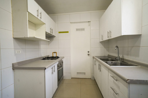 Casa En Venta En Condominio Sol De Miraflores, 3d, 3b, 2e