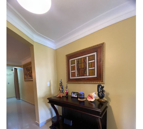 Imagen 3 de 17 de Pent-house En Venta , Sector: El Condado