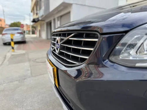 Volvo XC60 2.0 T5 Awd Summum