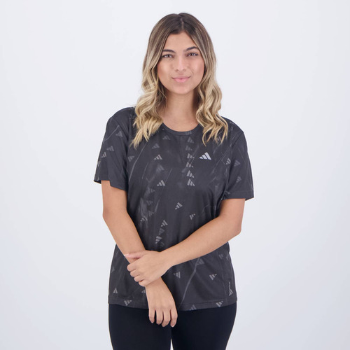 Camiseta adidas Run It Brand Love Feminina Preta