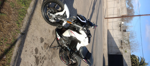 Imagen 2 de 3 de Benelli 180s Modelo 2021