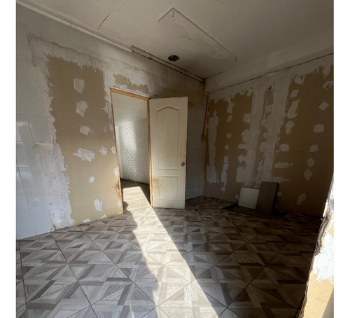 Con Giro Comercial Completo, Regularizada, E. Trifásica