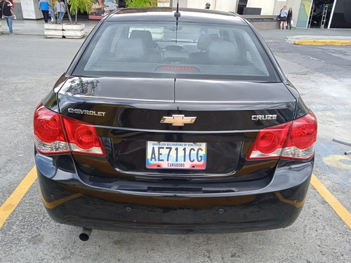 Imagen 5 de 12 de Chevrolet Cruze