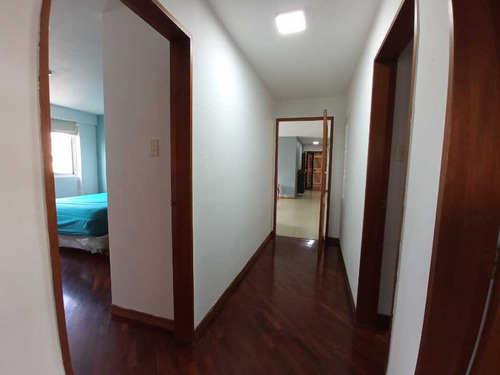 Imagen 12 de 27 de En Venta Apartamento Remodelado 144 M² 4h/3b/2 Pe Chuao
