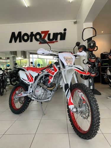 Imagen 12 de 25 de Jawa Rvm Cz 250 T - Turismo Motozuni