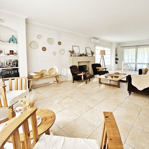 Casa En Venta La Escondida
