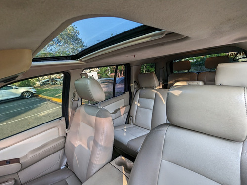 Imagen 8 de 10 de Ford Explorer