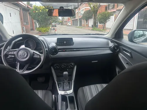 Mazda 2 1.5 At