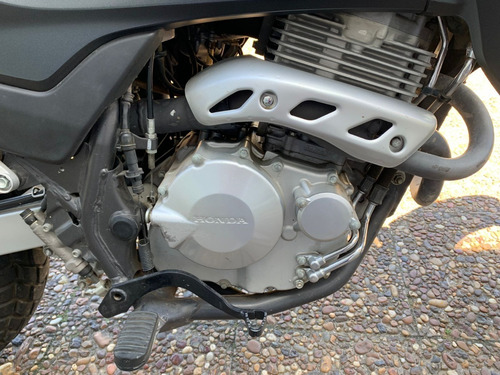 Imagen 10 de 10 de Honda Falcon 400