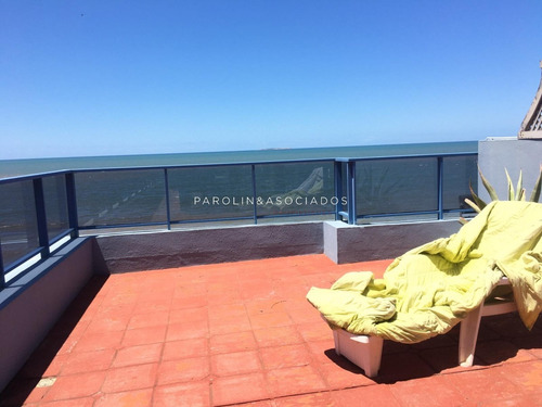 Imagen 7 de 17 de Ph Con Parrillero Propio, Frente Al Mar
