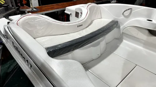 Lancha Arco Iris Eclipse 17 Motor Mercury 115hp 4t