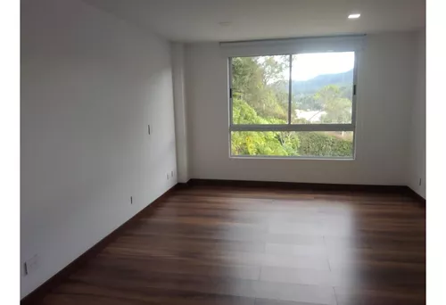 Rhbr-12357 (casa) 2 Niveles (el Retiro, Circunvalar)