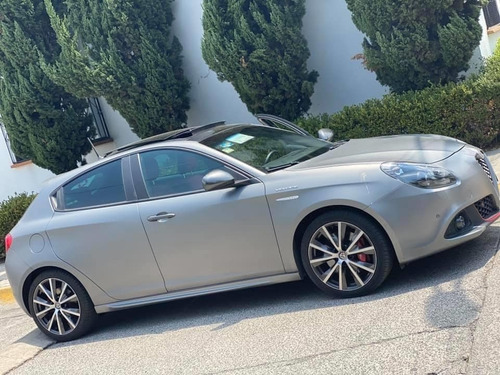Imagen 1 de 7 de Alfa Romeo Giulietta