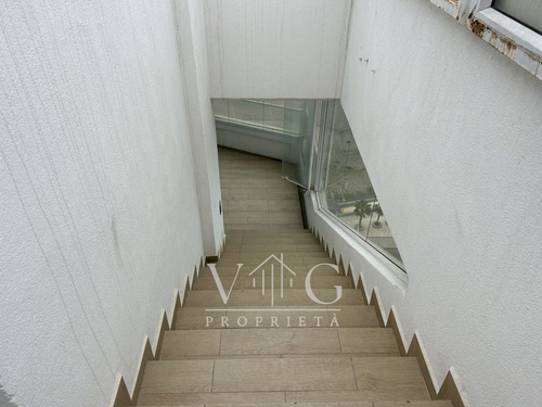 Venta Departamento En La Avenida Del Mar