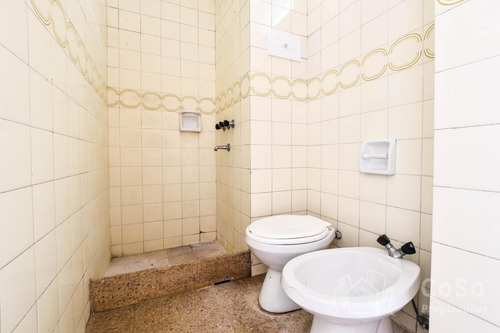 Venta Departamento 2 Dormitorios Con Cochera Retasado