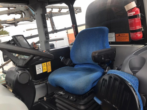 Pulverizador New Holland - Defensor Sp2500