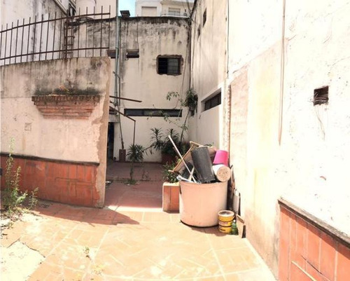 Venta Local, B° Monserrat.-