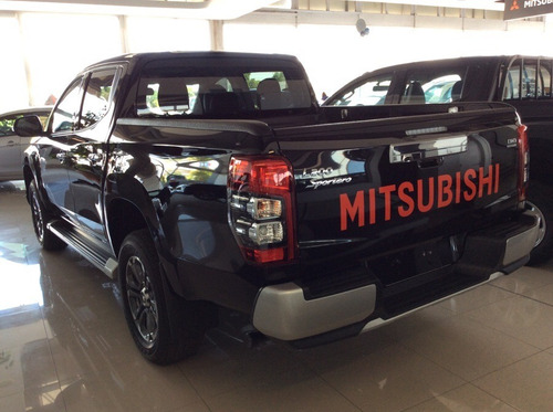 Mitsubishi L200 2.4 Turbo Diesel 4x4 2021 0km