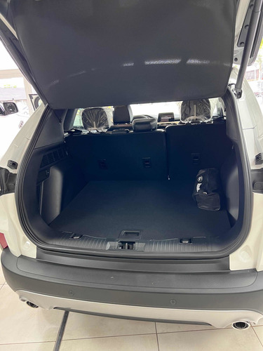 Imagen 25 de 25 de Ford Kuga Hibrida - Automotores Rosales