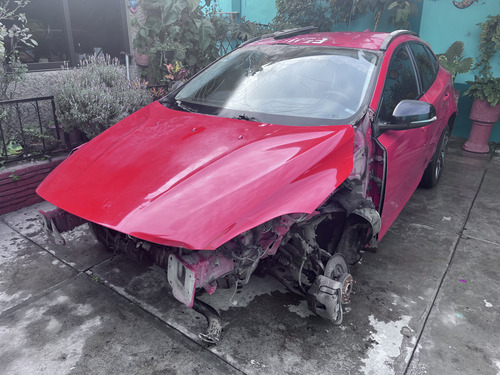 Volvo V40 T5 Turbo 5 Cilindros Completo O Piezas