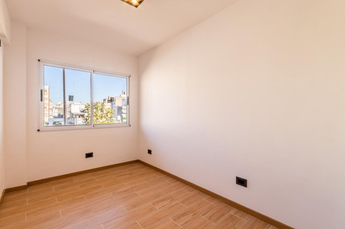 Imagen 11 de 22 de Departamento De 2 Dormitorios En Barrio Martin Rosario