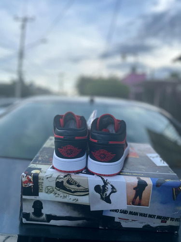 Jordan 1 Low Clasico ( Envio Gratis ) (Usado)