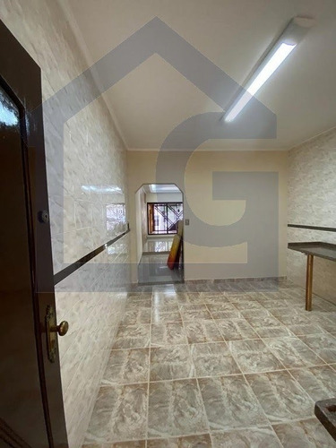 Imagem 4 de 15 de Casa Sobrado Para Venda, 3 Dormitório(s), 174.0m² - 5721