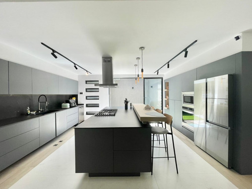 Imagen 9 de 20 de Se Vende Casa 450m² 3h+s4b+s3p En Los Palos Grandes