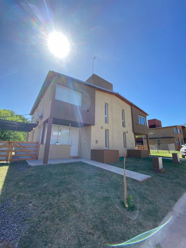 Imagen 1 de 12 de En Alquiler Duplex 3 Dormitorios Housing