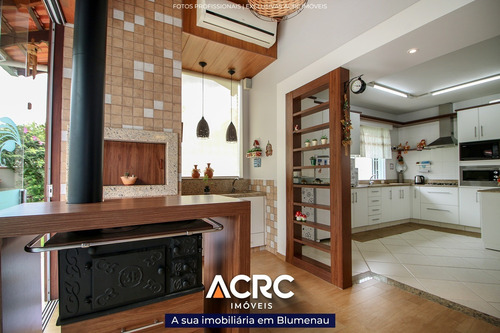 Imagem 7 de 25 de Acrc Imóveis - Belíssima Casa Semimobiliada Com Piscina E Aquecimento A Gás Para Venda No Bairro Itoupava Norte - Ca01537 - 69178201