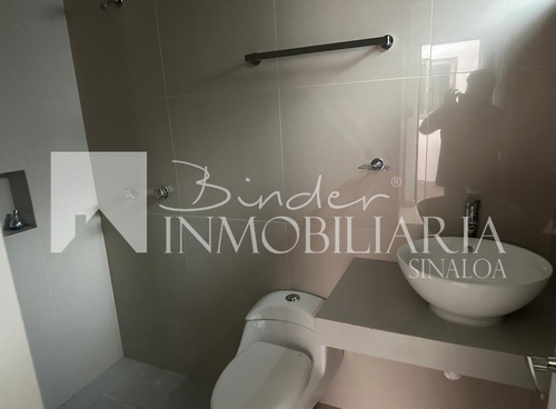 Casa En Residencial Privado, Col. Scally, Los Mochis Sinaloa