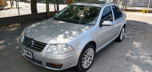 Volkswagen Bora 1.8 Highline T Tiptronic Cuero 2012