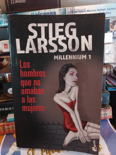 Los Hombres Que No Amaban A Las Mujeres - Stieg Larsson