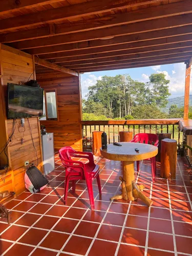 Vendo Permuto X Menor Valor Hermoso Chalet En El Lago Calima