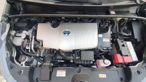 Toyota Prius 1.8 Premium Cvt