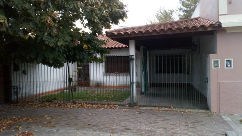 Imagen 2 de 2 de Chalet En Venta En Merlo Norte