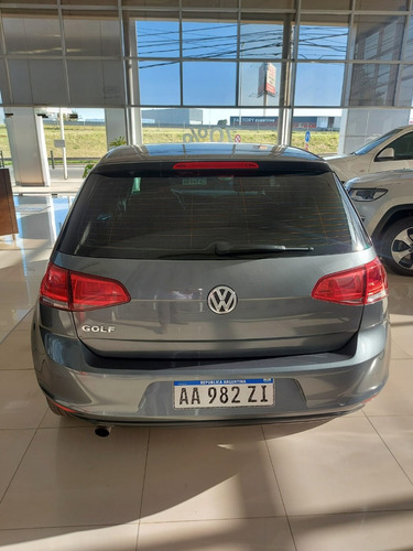 Imagen 6 de 15 de Volkswagen Golf 1.6 Trendline 2017 // 4632025