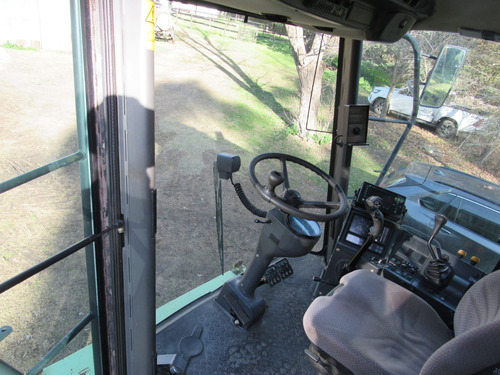Class Mega 350. Año 2006. Plataforma: 25 Pies. Motor M.b