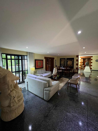 Casa En Venta En Colinas De Guataparo (ac)