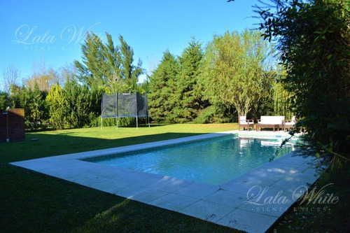 Imagen 19 de 22 de Venta Con Renta - Casa En Malibú - Canning
